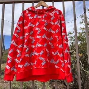 ⬇️NIKE NWT Women’s Hoodie Sweatshirt Size XXL Color Red